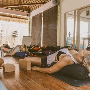 yin yoga teacher training bali